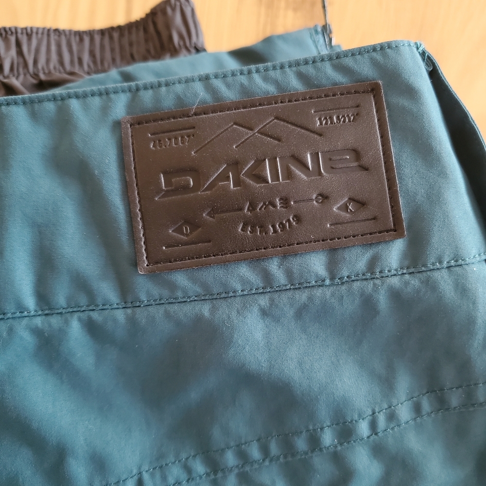 Dakine Women's Westside Insulated Pant - Picture 11 of 16